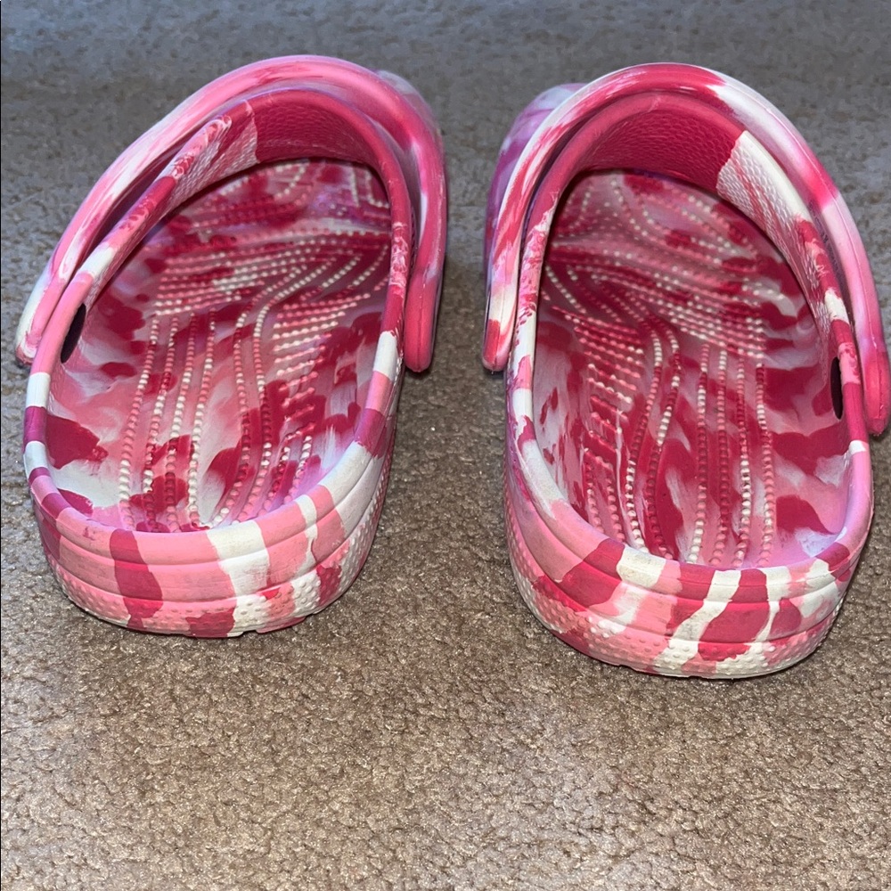 Pink Crocs women size 6 pink and white - Picture 4 of 5